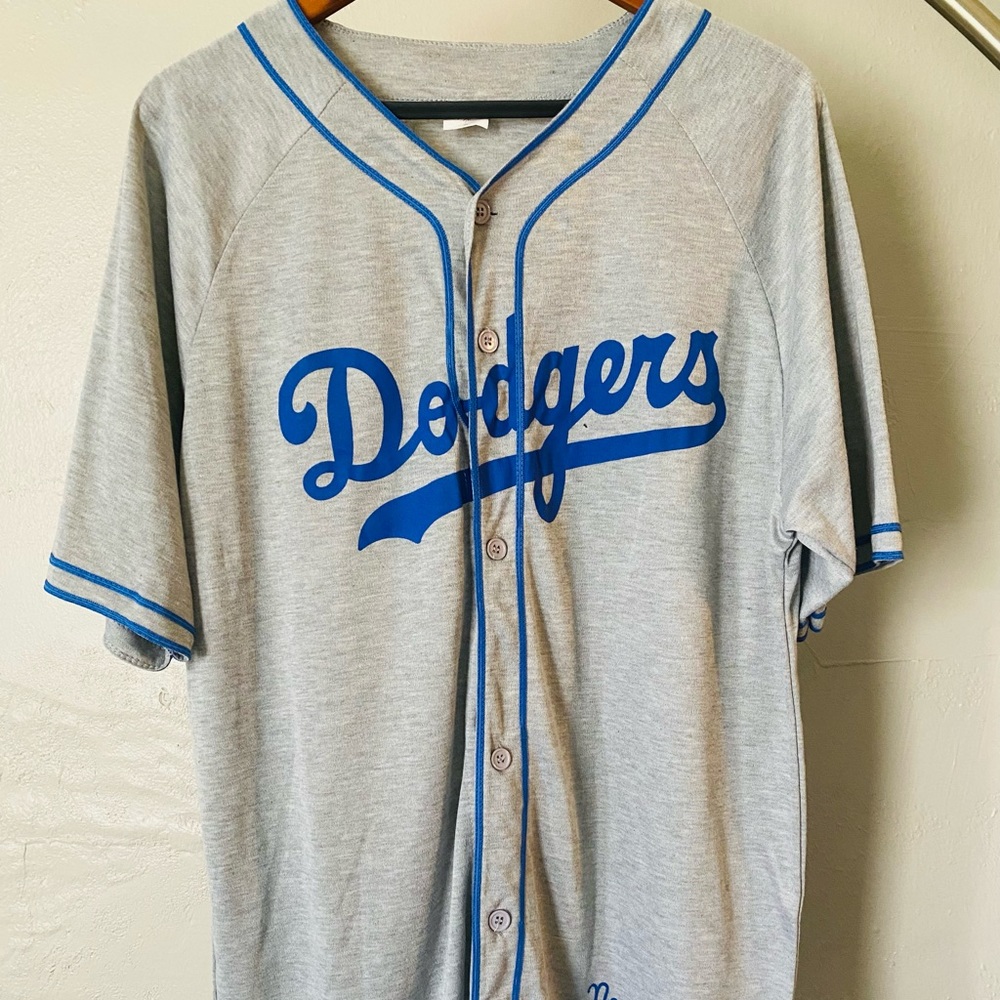 Men DODGERS top
0007